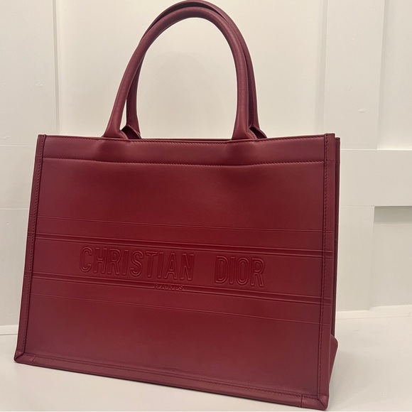 Medium Dior Book Tote in Calfskin Leather - Picture 3 of 15